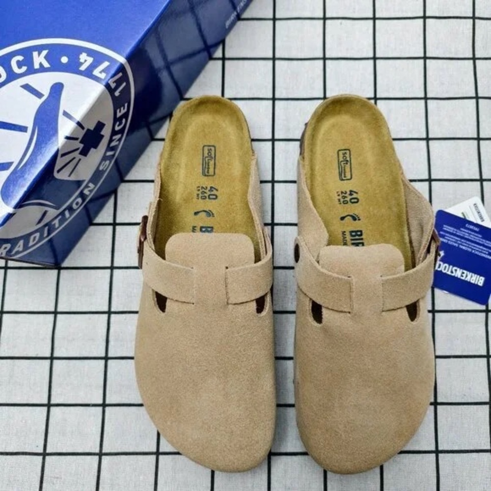 Women's Latte Cream Suede Birkenstock Boston Shoes - Narrow Fit